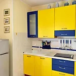 Daire Spacious Flat With Private Garden