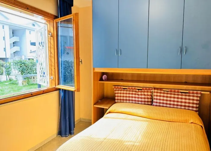 Spacious Flat With Private Garden * Бібіоне