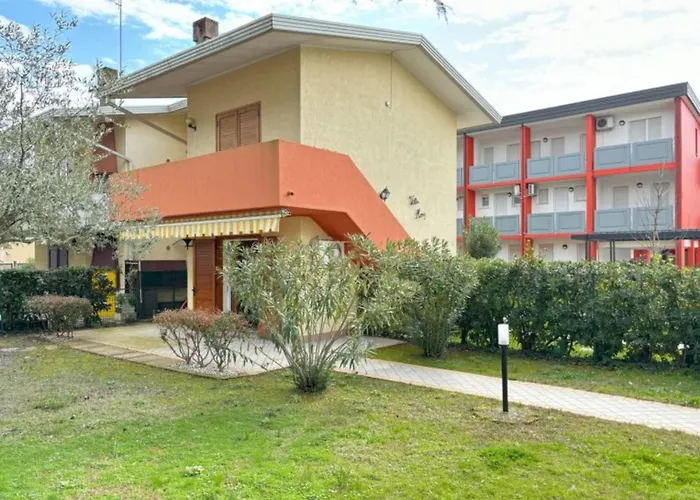 Spacious Flat With Private Garden